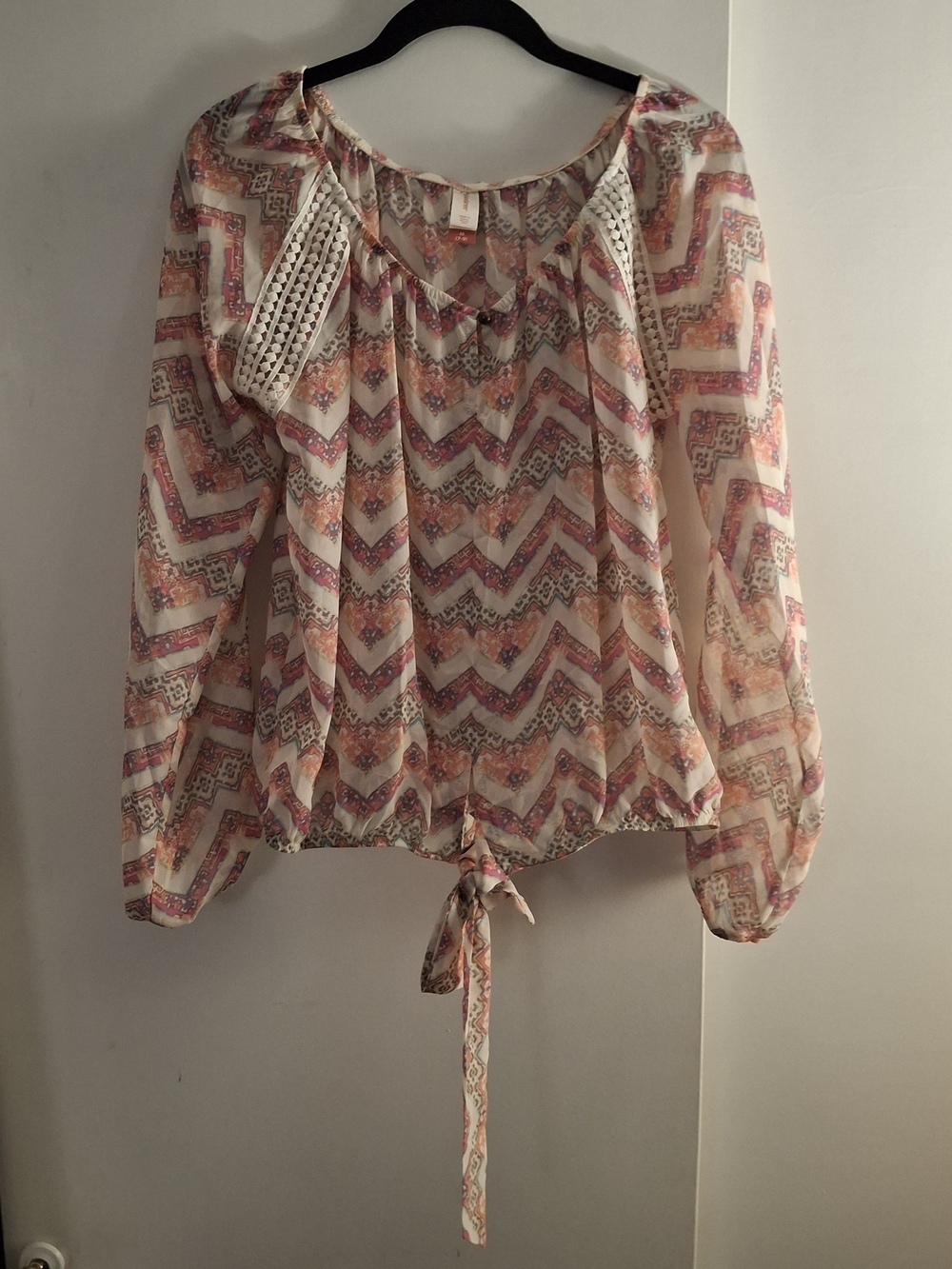 No Boundaries Women's Cream Chevron Sheer Peasant Blouse with Pink Accent